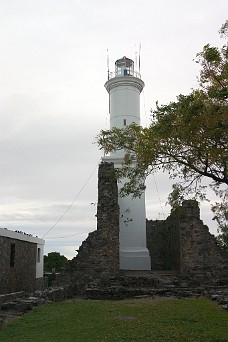 CRW_0999 Colonia Del Sacremento Lighthouse